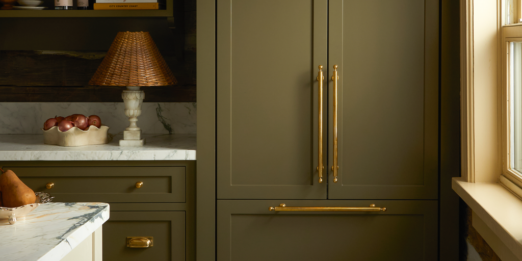 Design by Ashley Montgomery Design. Photography by Lindsay Brown Photography. Product shown in our polished brass unlacquered (PBUL) finish.