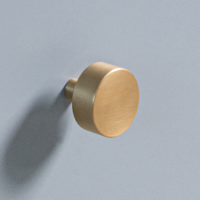 Design by Holly Oak House. Photography by Handover Agency. Product shown in our polished brass lacquered (PBL) finish.