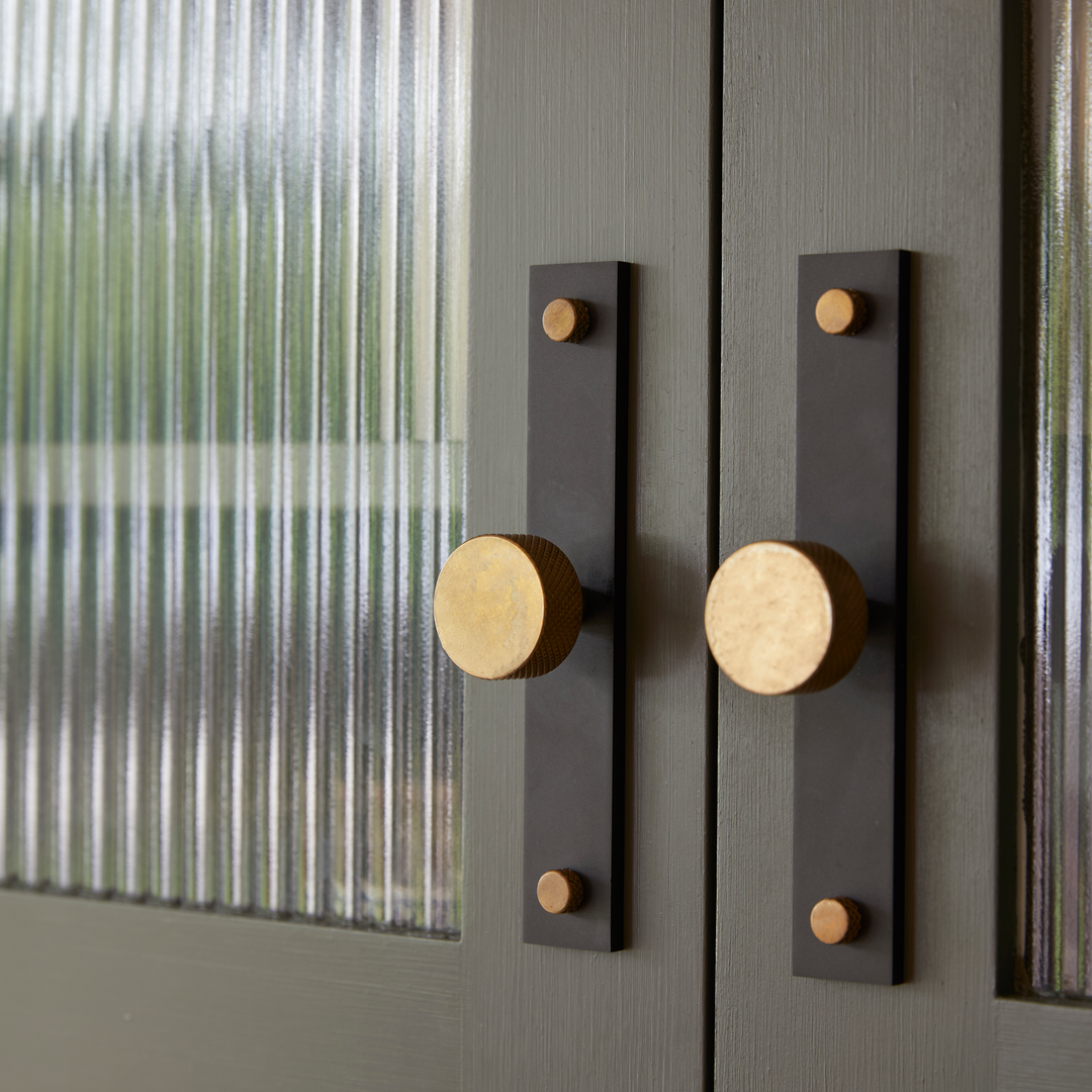 Design by Money Hill Interiors. Product shown in our matt black lacquered (MBL) and aged brass (BEL) finishes.