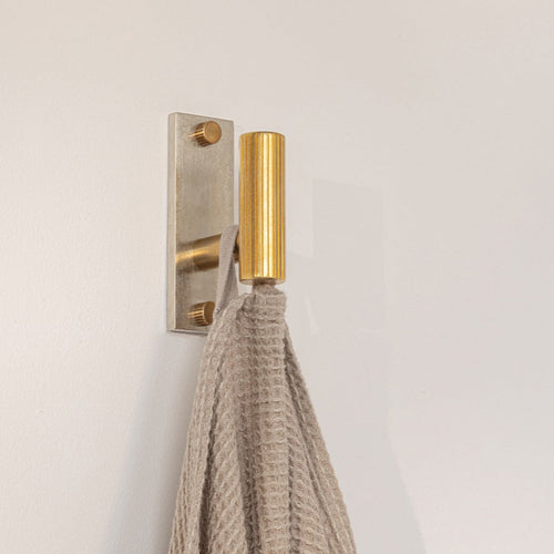 MIX Straight Knurled Vertical Large Hook - Mixed Finish