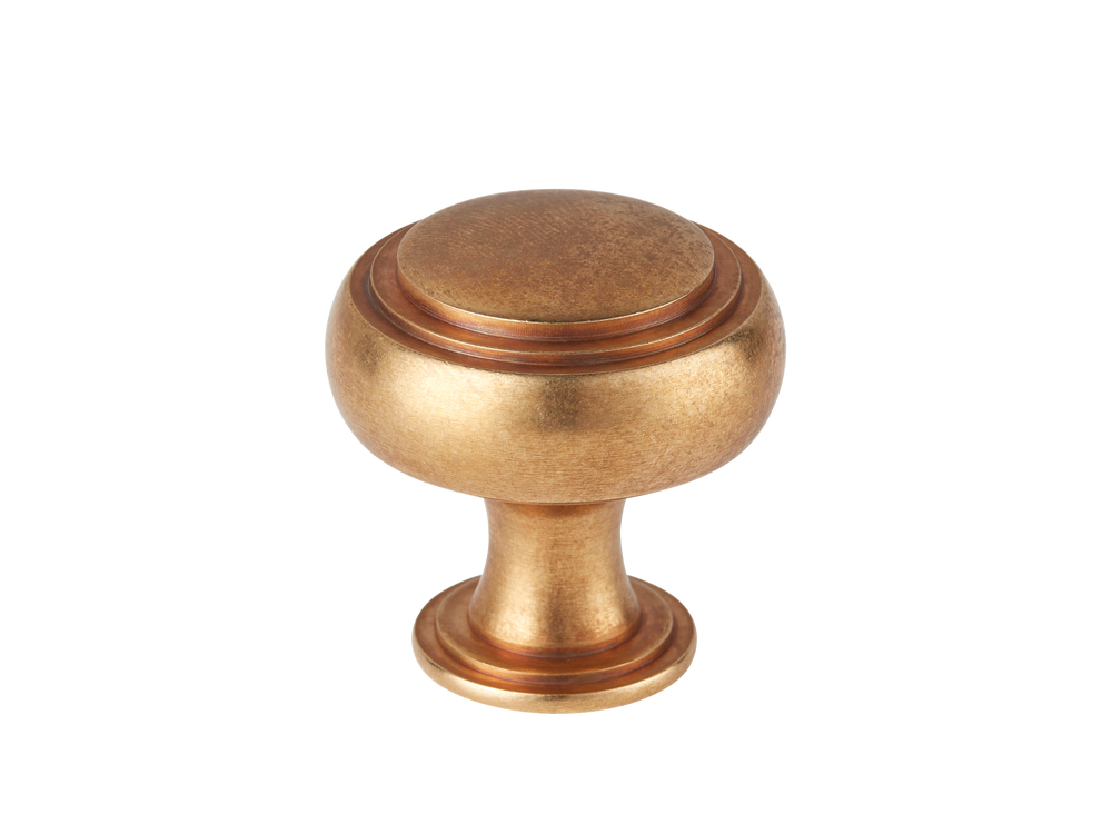 Product shown in our aged brass (BEL) finish