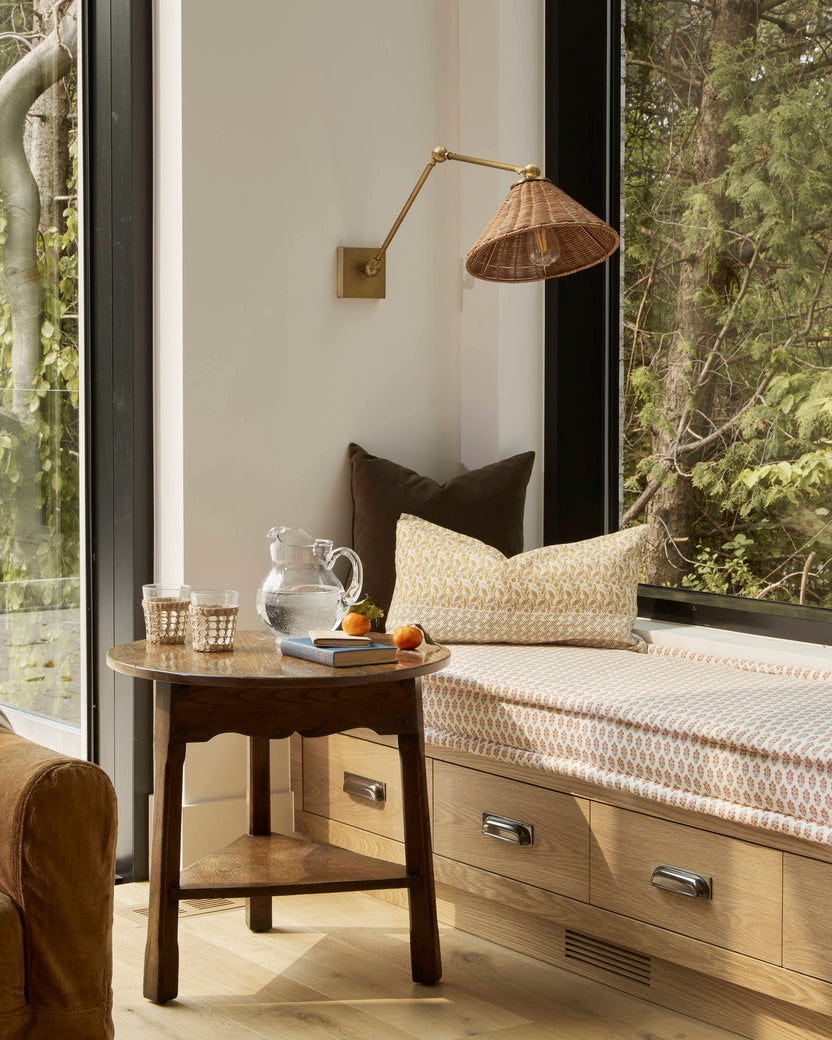 View of Luxury Home Storage Inspiration