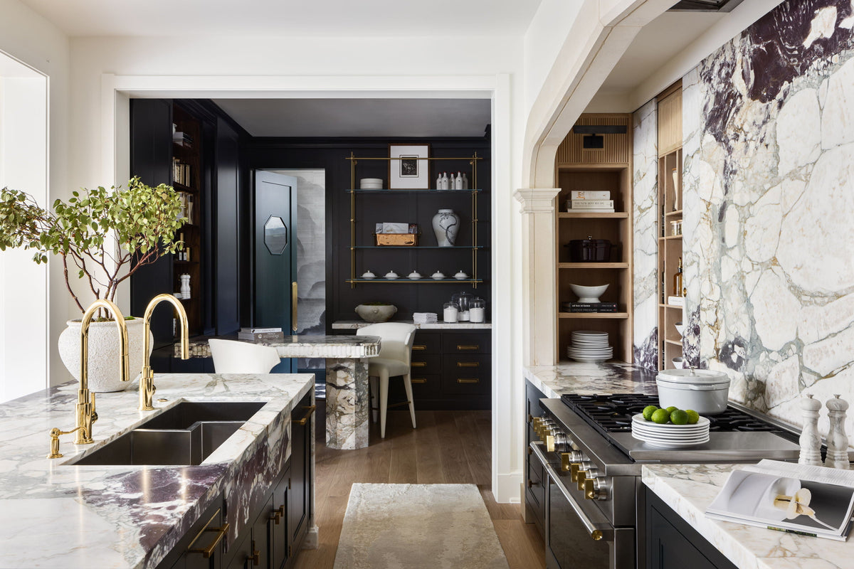 Stylish Navy Kitchen Ideas for 2025