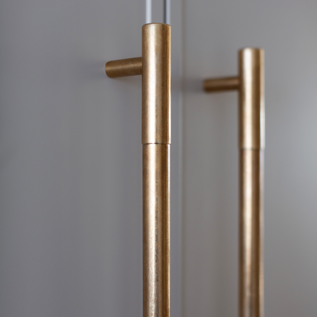 Design by Blank Slate Studio. Photography by Sharon Litchfield. Product shown in our aged brass (BEL).