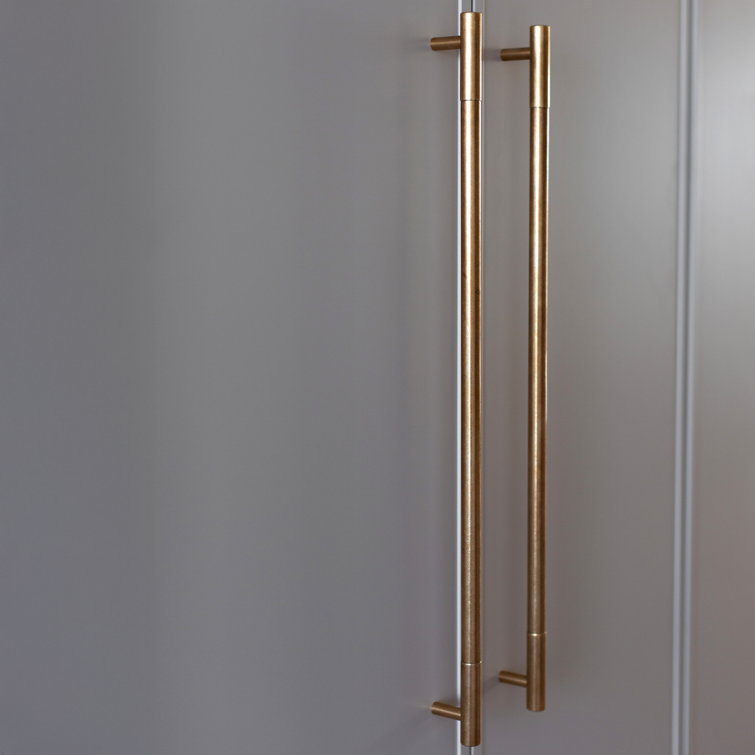 Design by Blank Slate Studio. Photography by Sharon Litchfield. Product shown in our aged brass (BEL). 