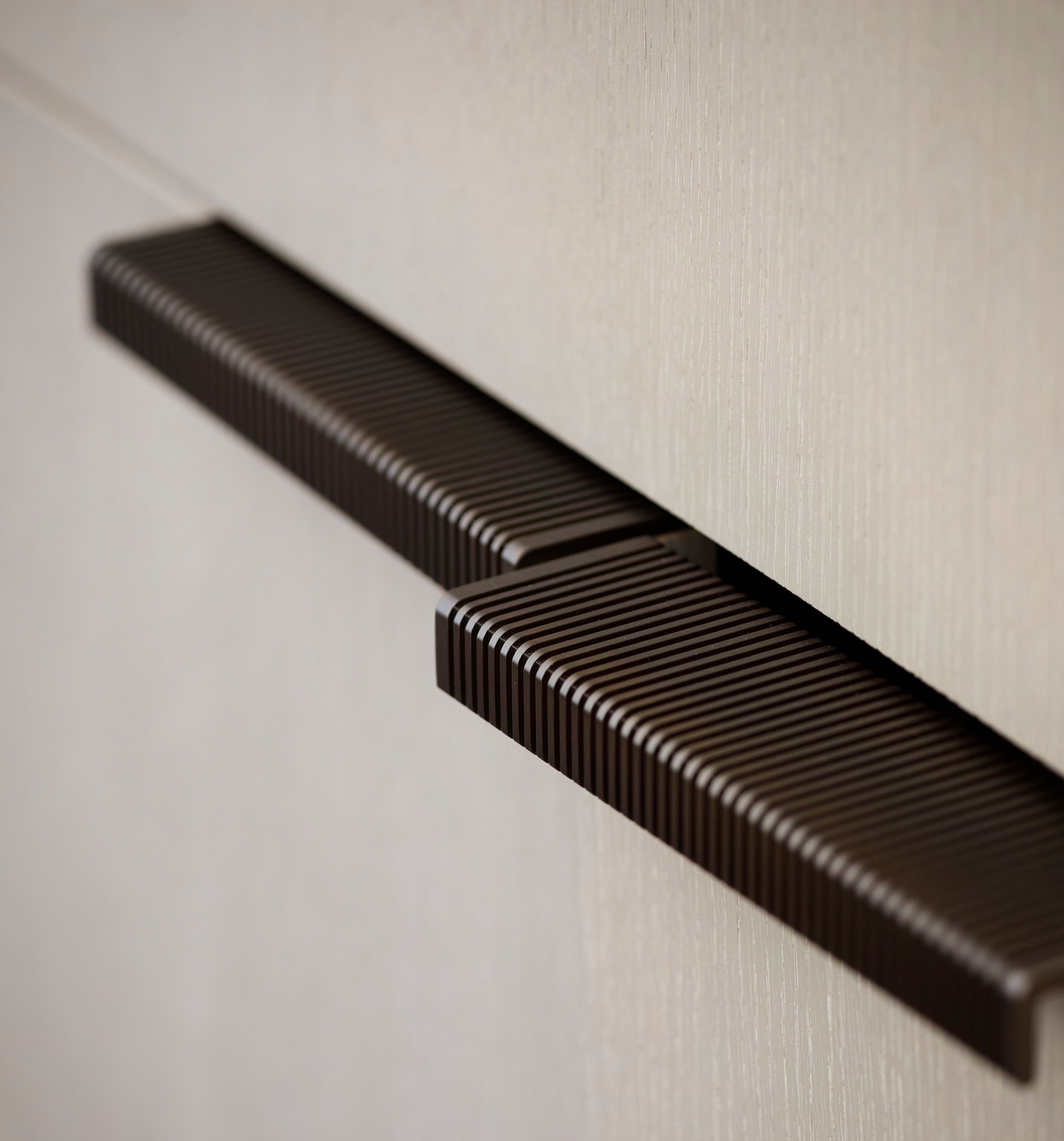 Nelson Cabinet Pull Handle