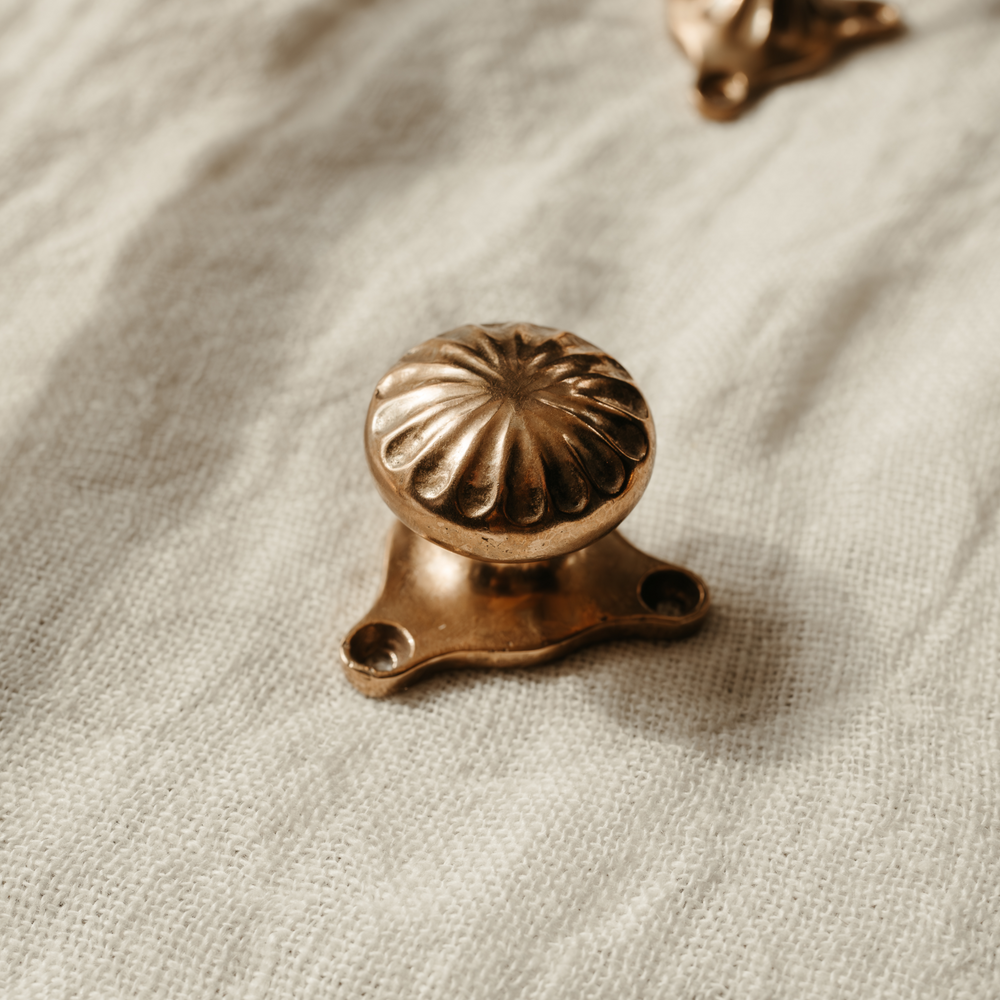 Oldbury Fluted Silicon Bronze Cabinet Knob