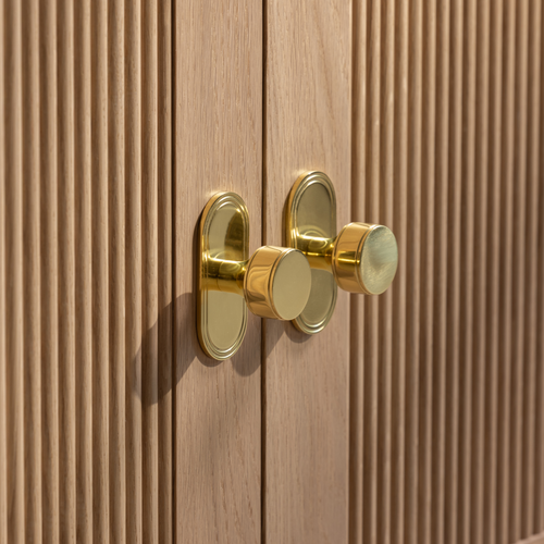 Barwick Plain Cabinet Knob with Backplate