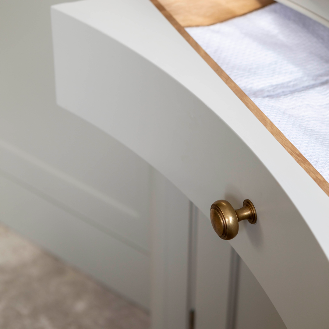 Design is Stella Mannering & Company. Construction by Barr Joinery. Product shown in our aged brass (BEL) finish.
