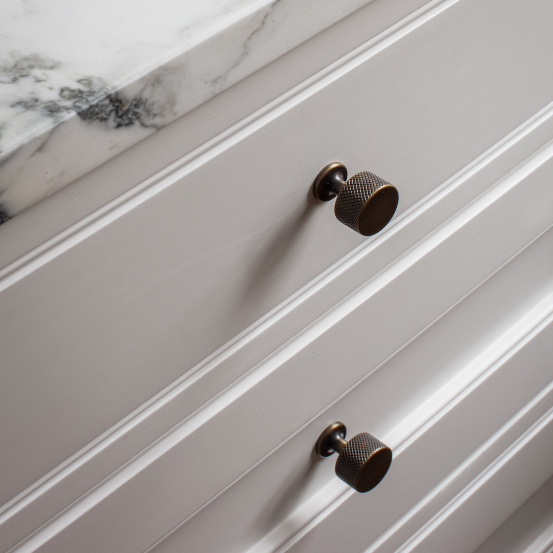 Design by Abington Design House. Photography by Jamie Hackett Photography. Product shown in our satin antique satin lacquered (SAS) finish. 