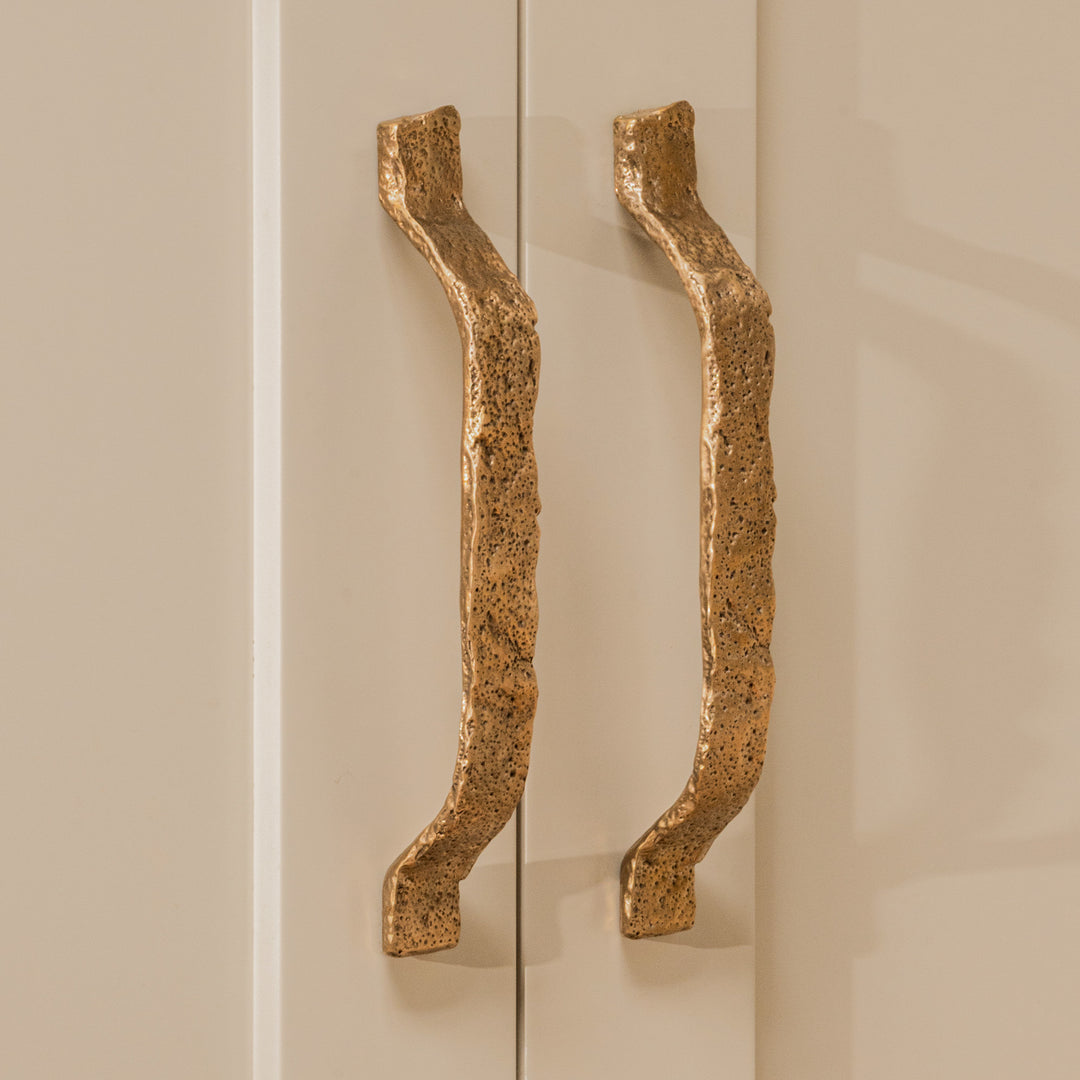 Photography by Handover Agency | Highbury Lemon Cabinet Handles shown in burnished bronze (BR).