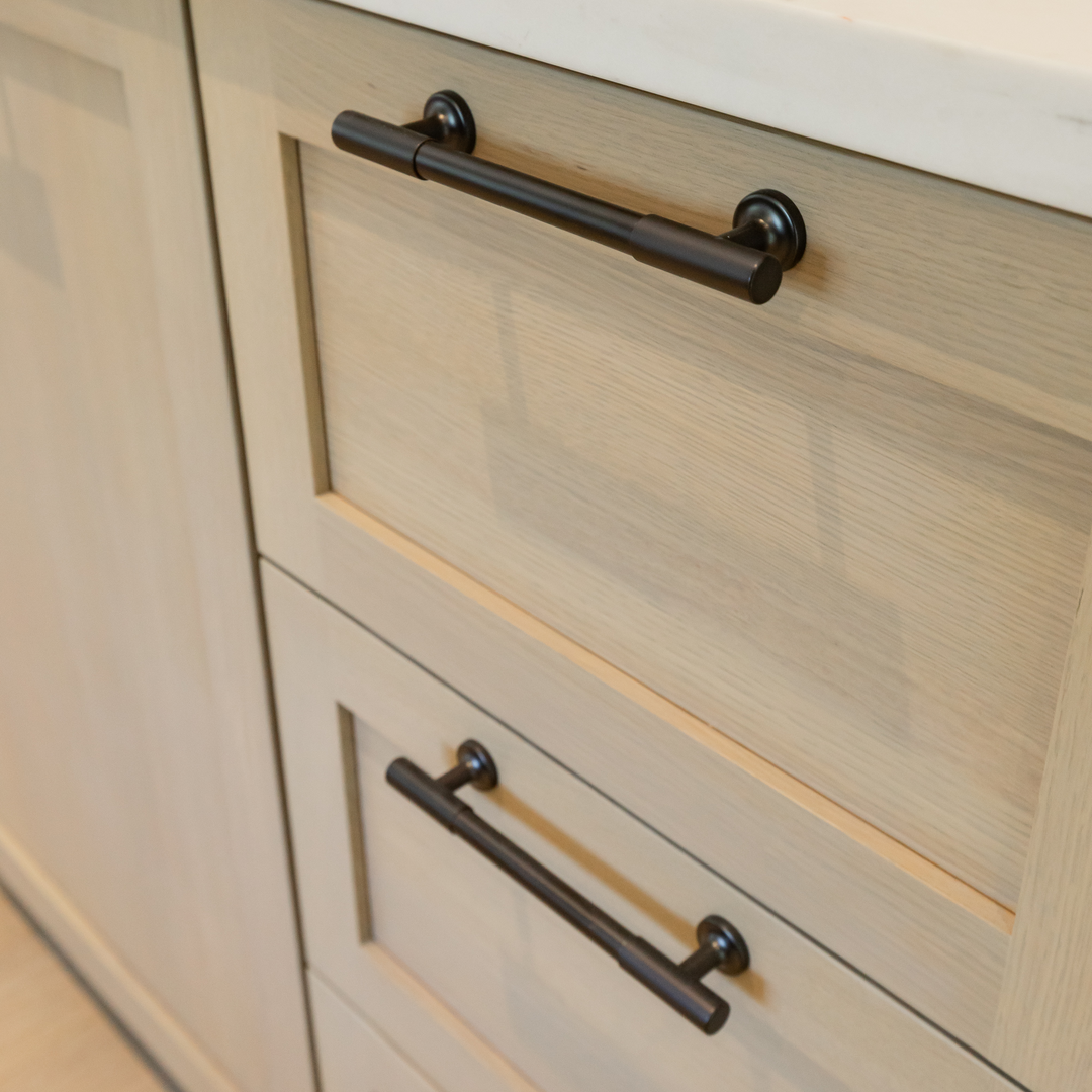 Design by Christina Noel Interiors. Photography by Chad Munro. Product shown in our dark bronze (DBZ) finish. 