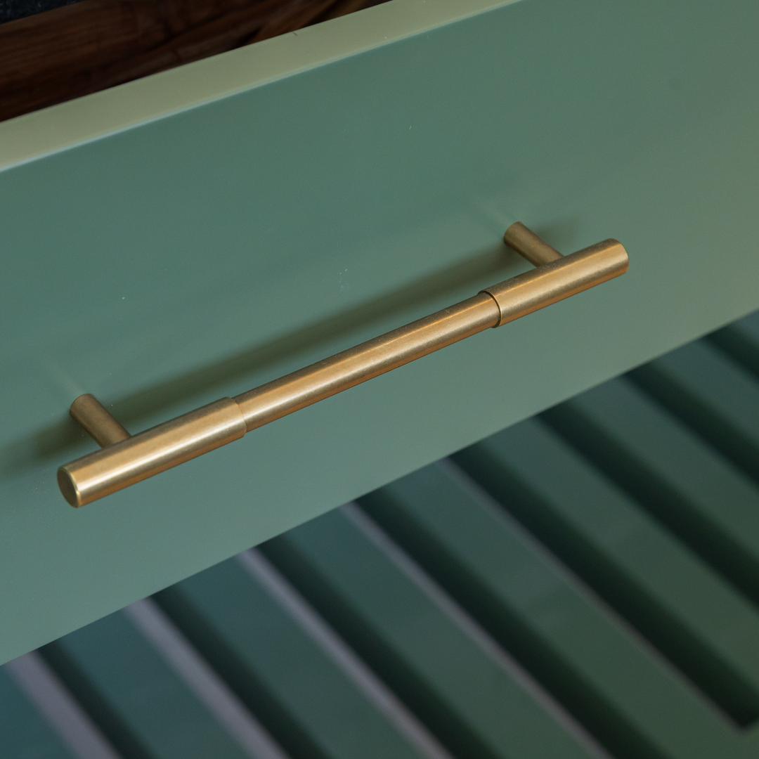 Design by Christina Noel Interiors. Photography by Chad Munro. Product shown in our aged brass (BEL).