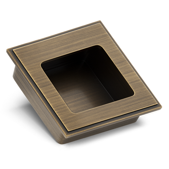 Lyndon Square Flush Pull