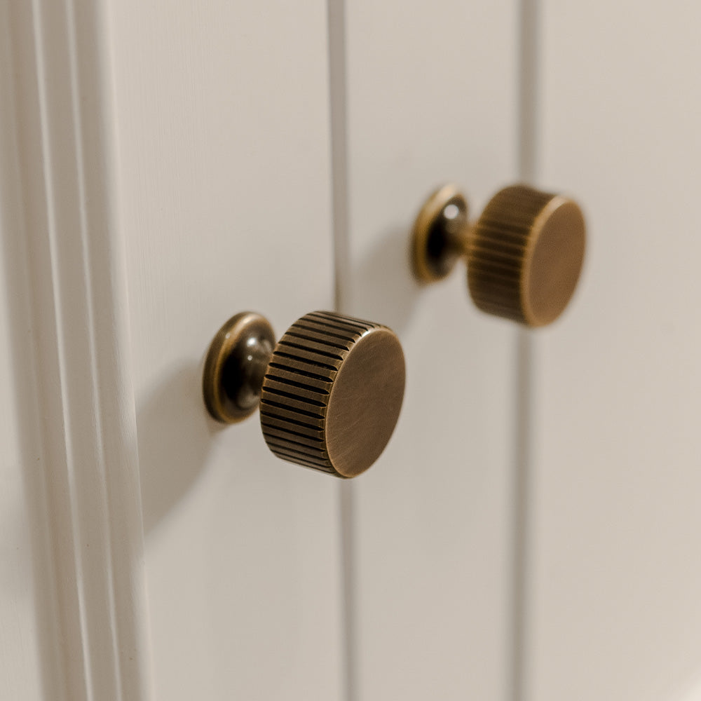 Design by Shiels & Co | Photography by Elyse Kennedy | Leebank cabinet knob shown in our satin antique satin lacquered (SAS) finish.