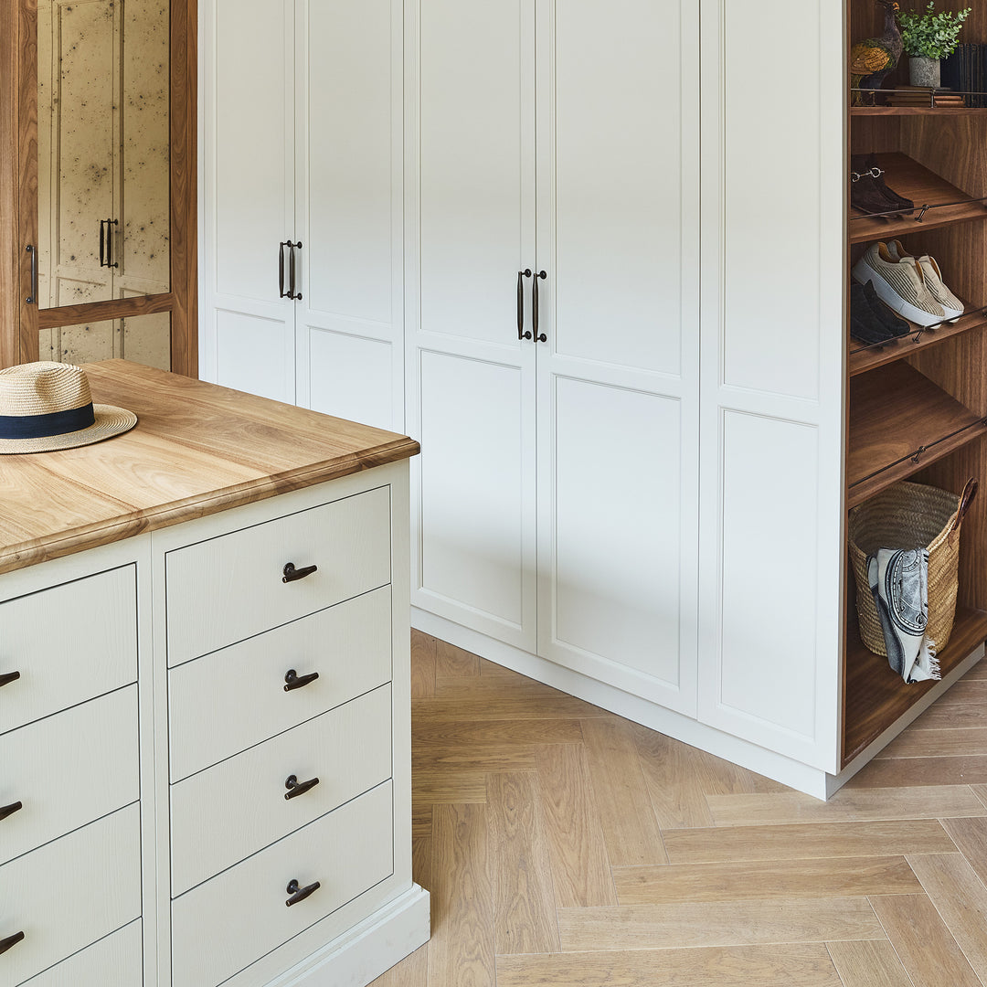 Design by Naked Kitchens. Photography by Nate Sheets Photography. Product shown in our dark aged brass (DAB) finish.