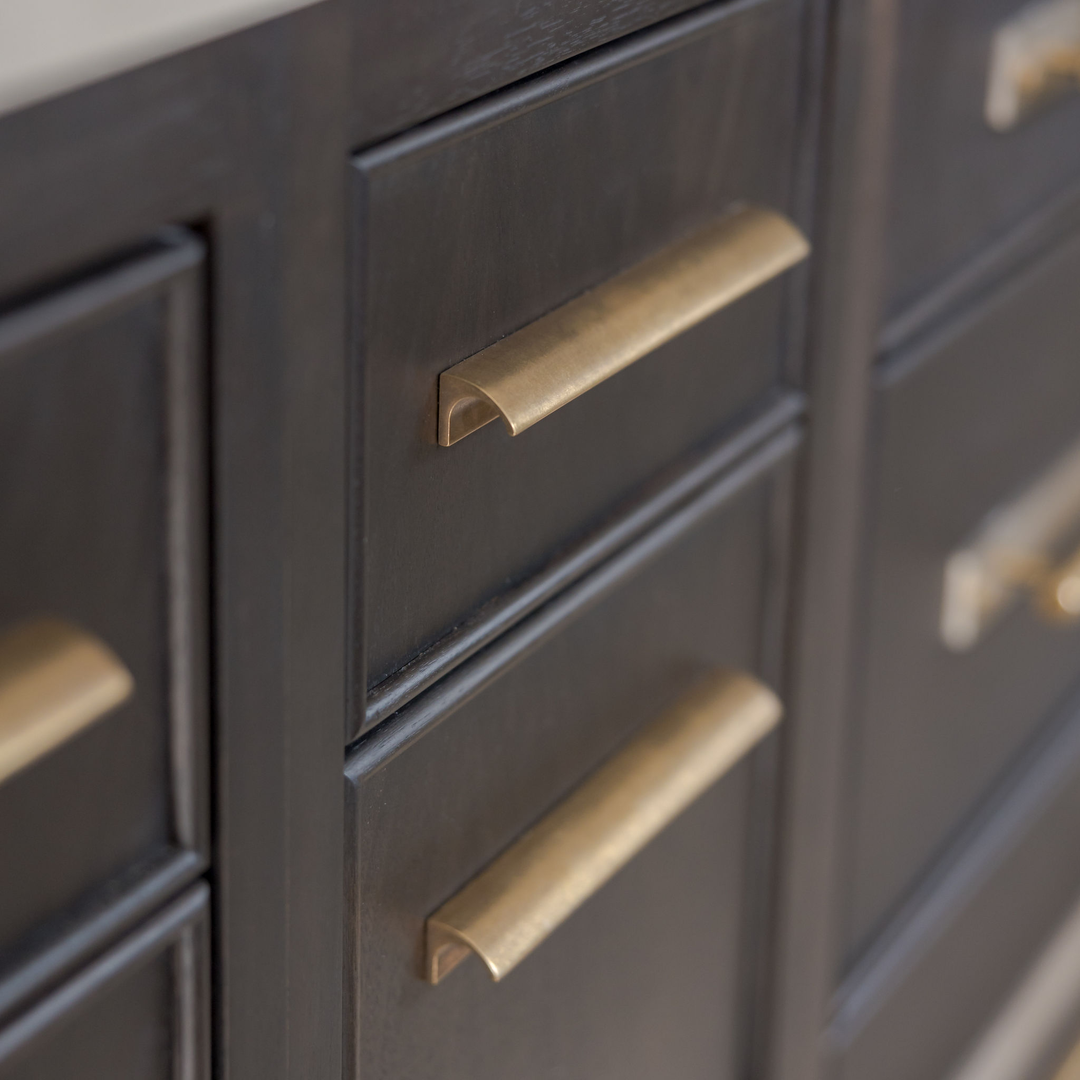 Design by Thorpe Concepts. Photography by Young Glass Photography. Product shown in our aged brass (BEL) finish.