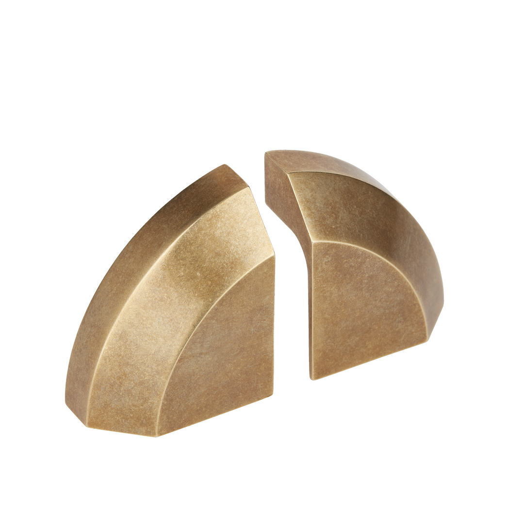 Product shown in our aged brass (BEL) finish