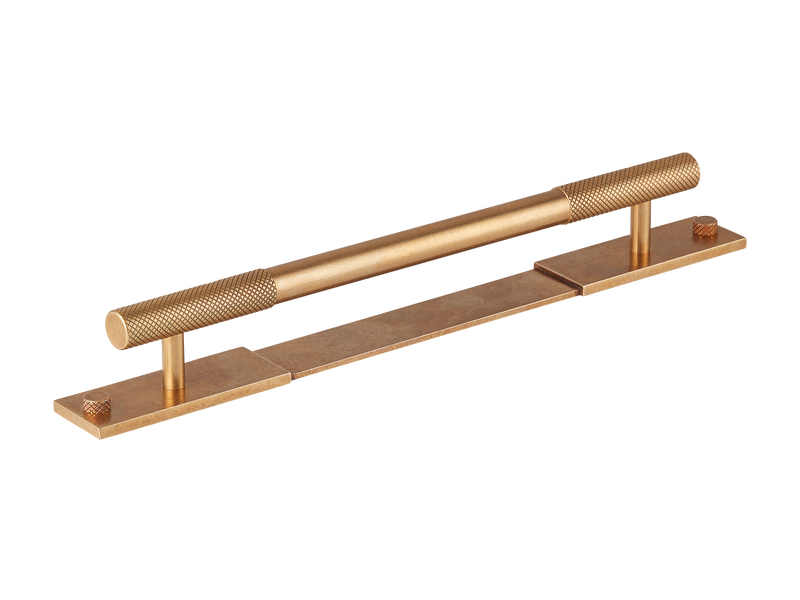 MIX Diamond Knurled Pull Handle & Backplate