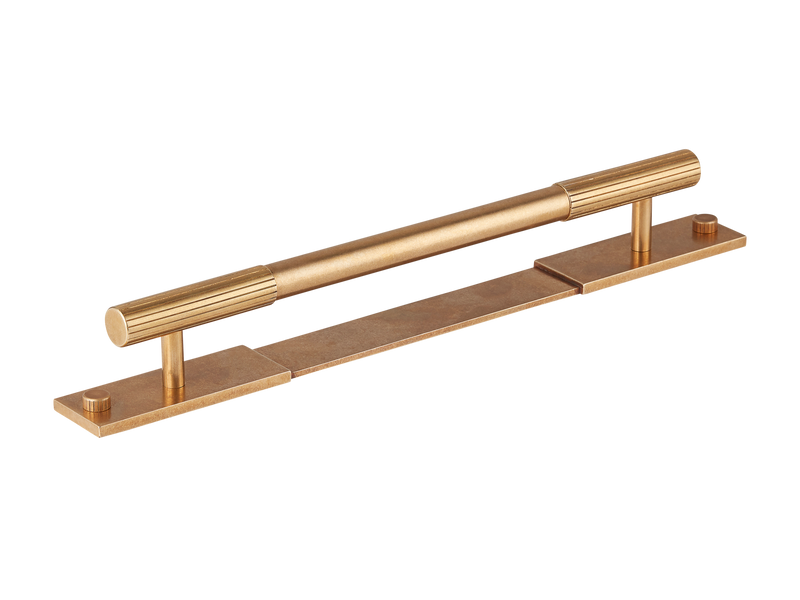 MIX Straight Knurled Pull Handle & Backplate