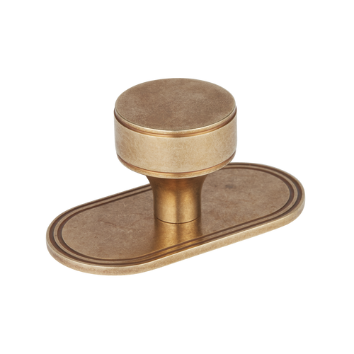 Product shown in our burnished brass (BEL) finish