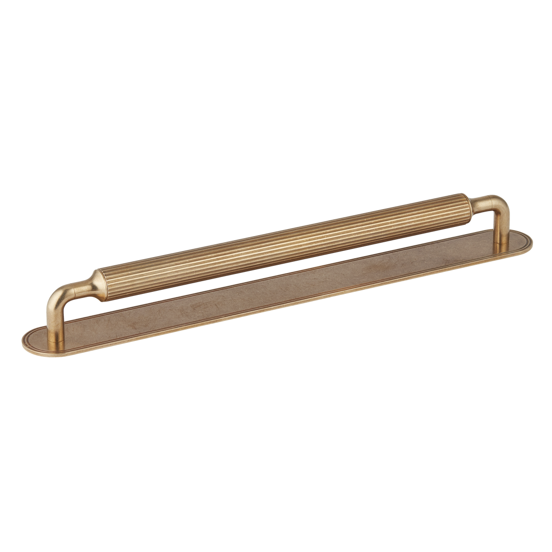 Product shown in our burnished brass (BEL) finish